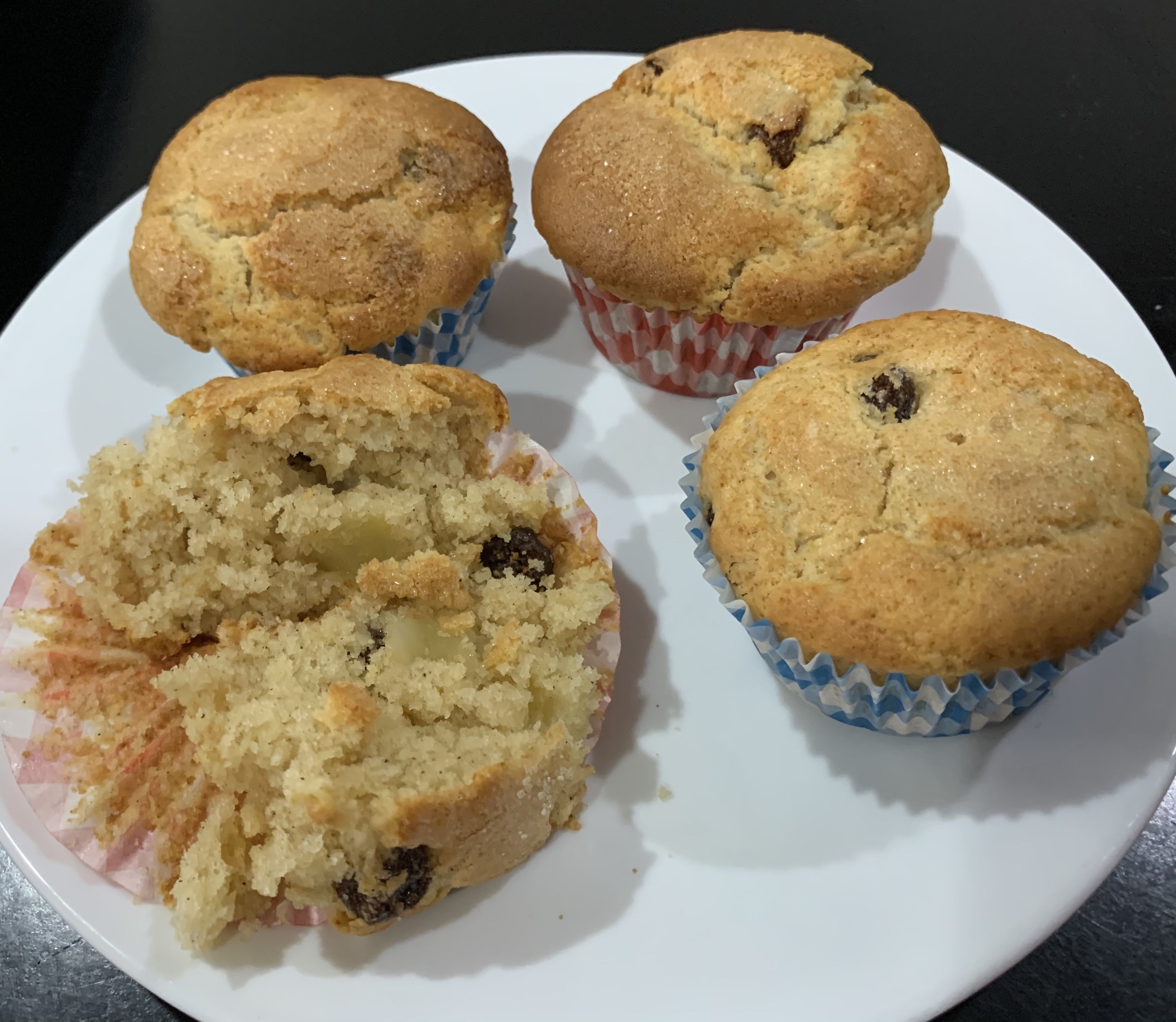Spiced Apple &amp; Sultana Muffins | bunch