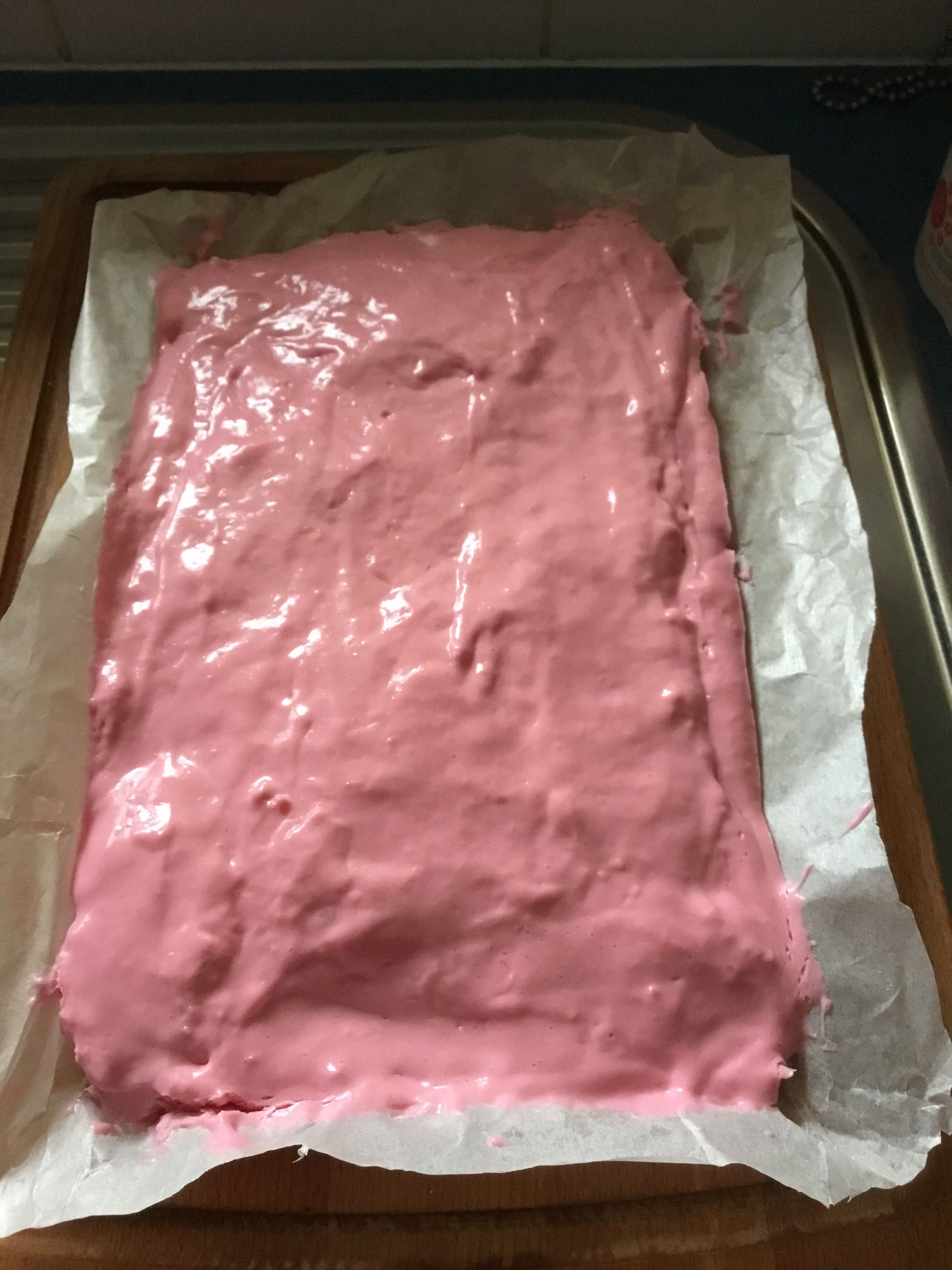 Raspberry Jelly Cheesecake Slice bunch