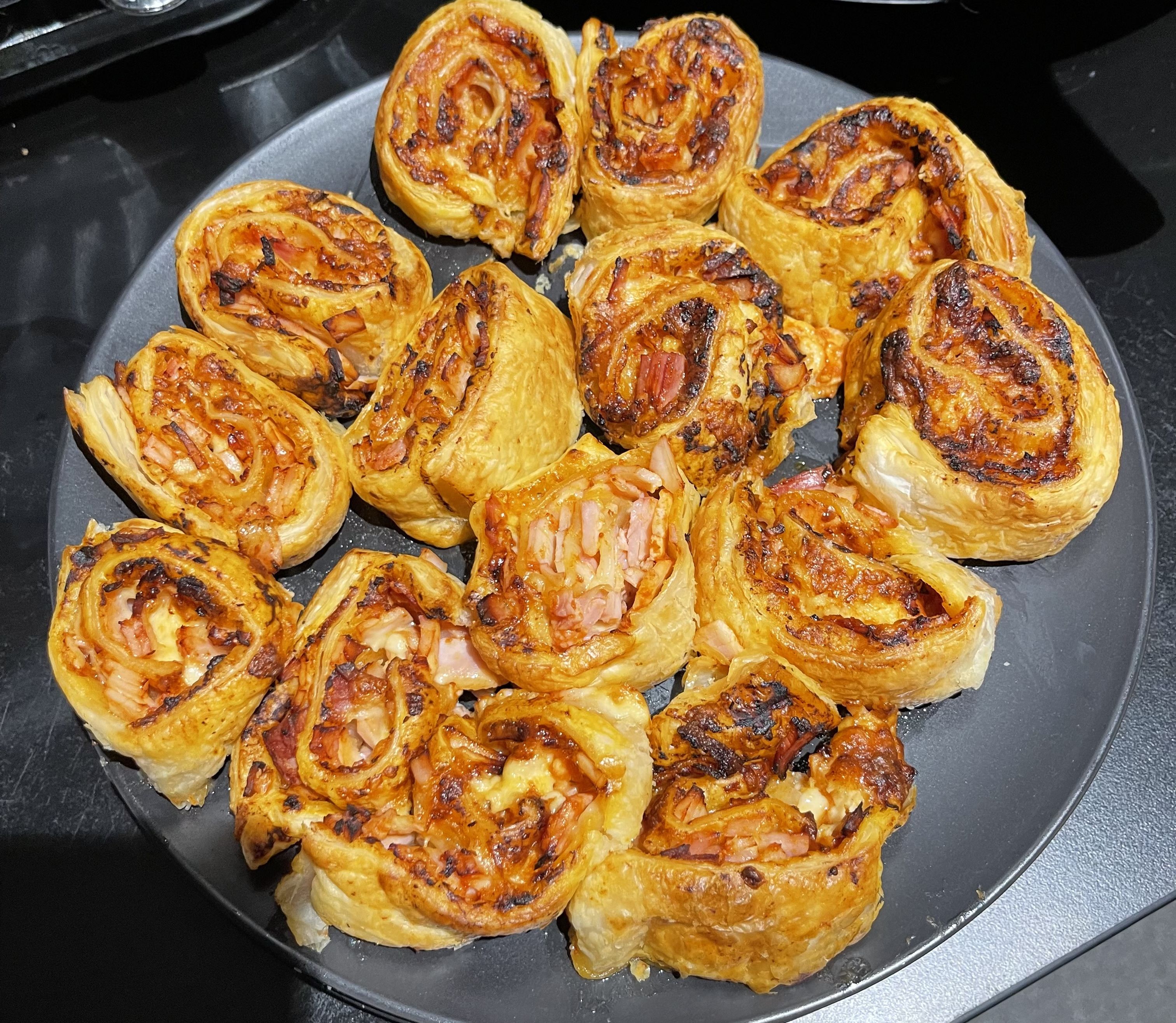 Airfryer Puff Pastry Cheese Bacon Scrolls Bunch
