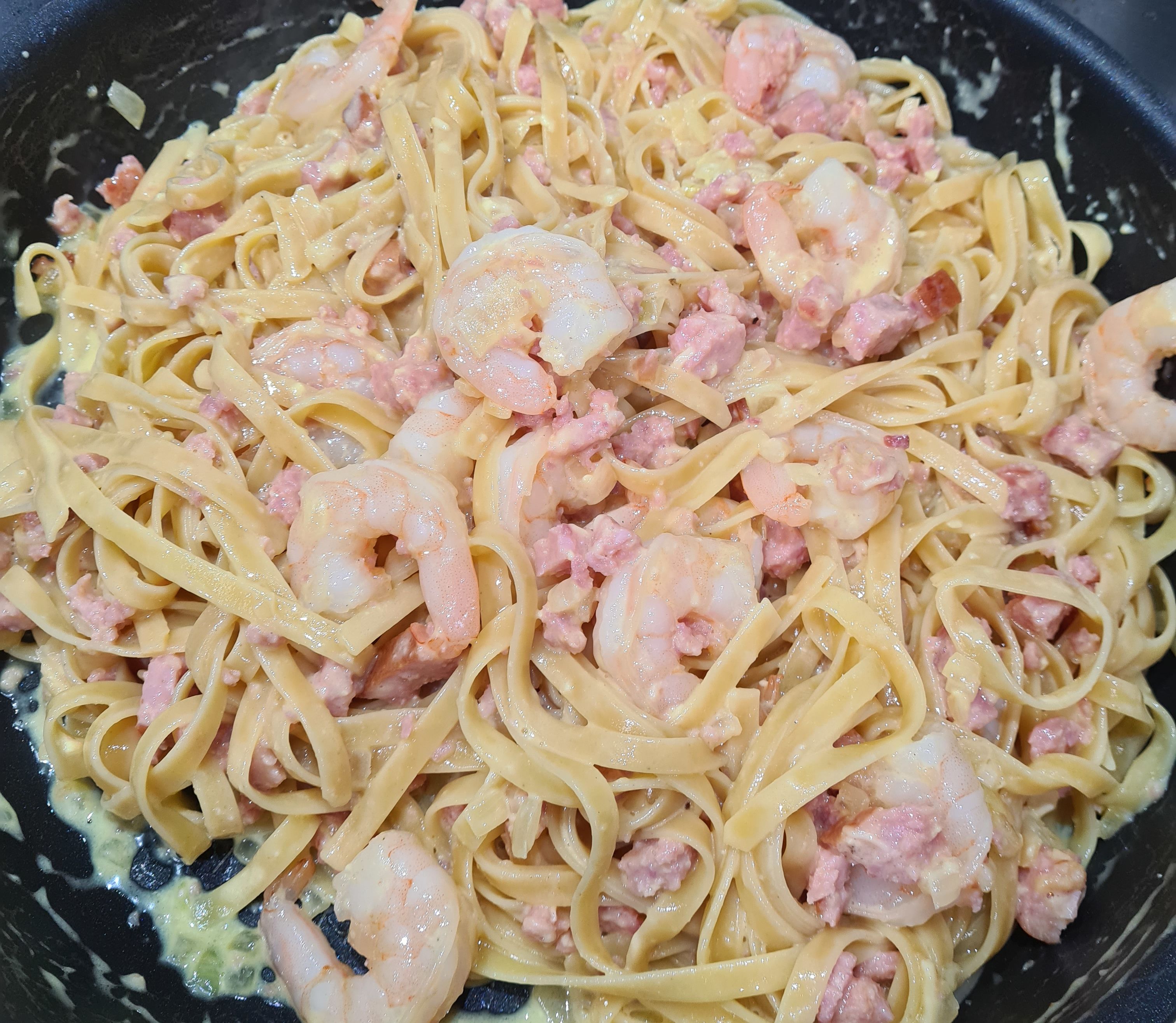 Prawn and Bacon Carbonara bunch