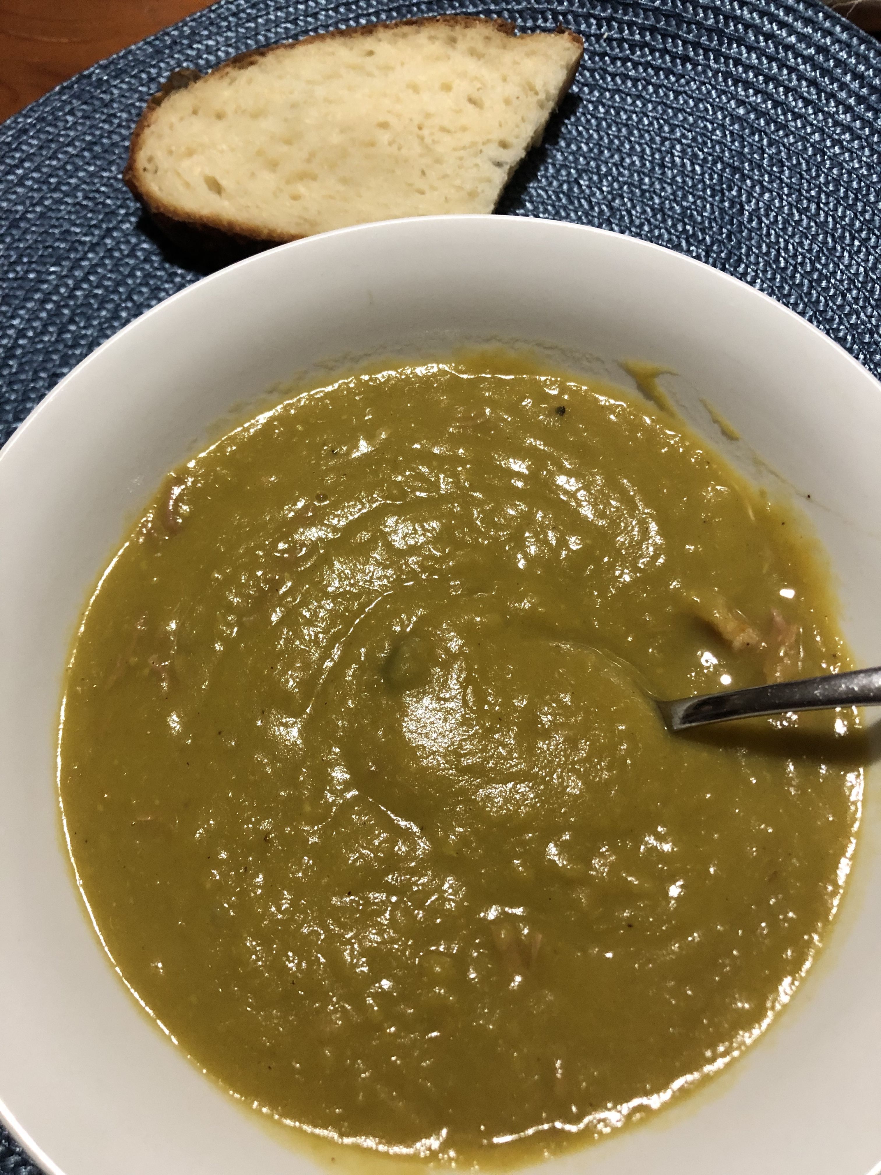 Slow Cooker Pea & Ham Soup bunch