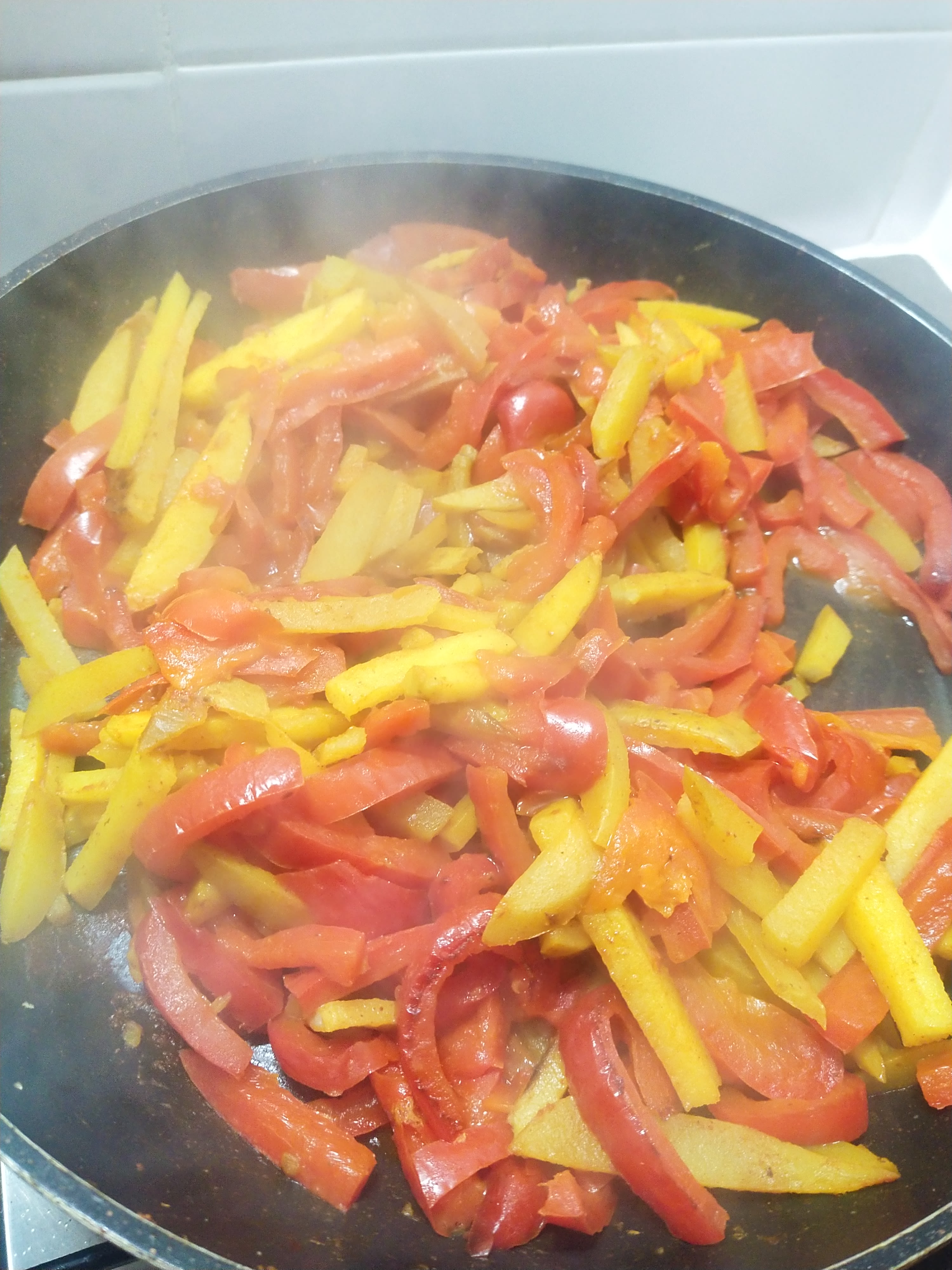 Aloo Pepper Sabji (Potatoes and Peppers) bunch