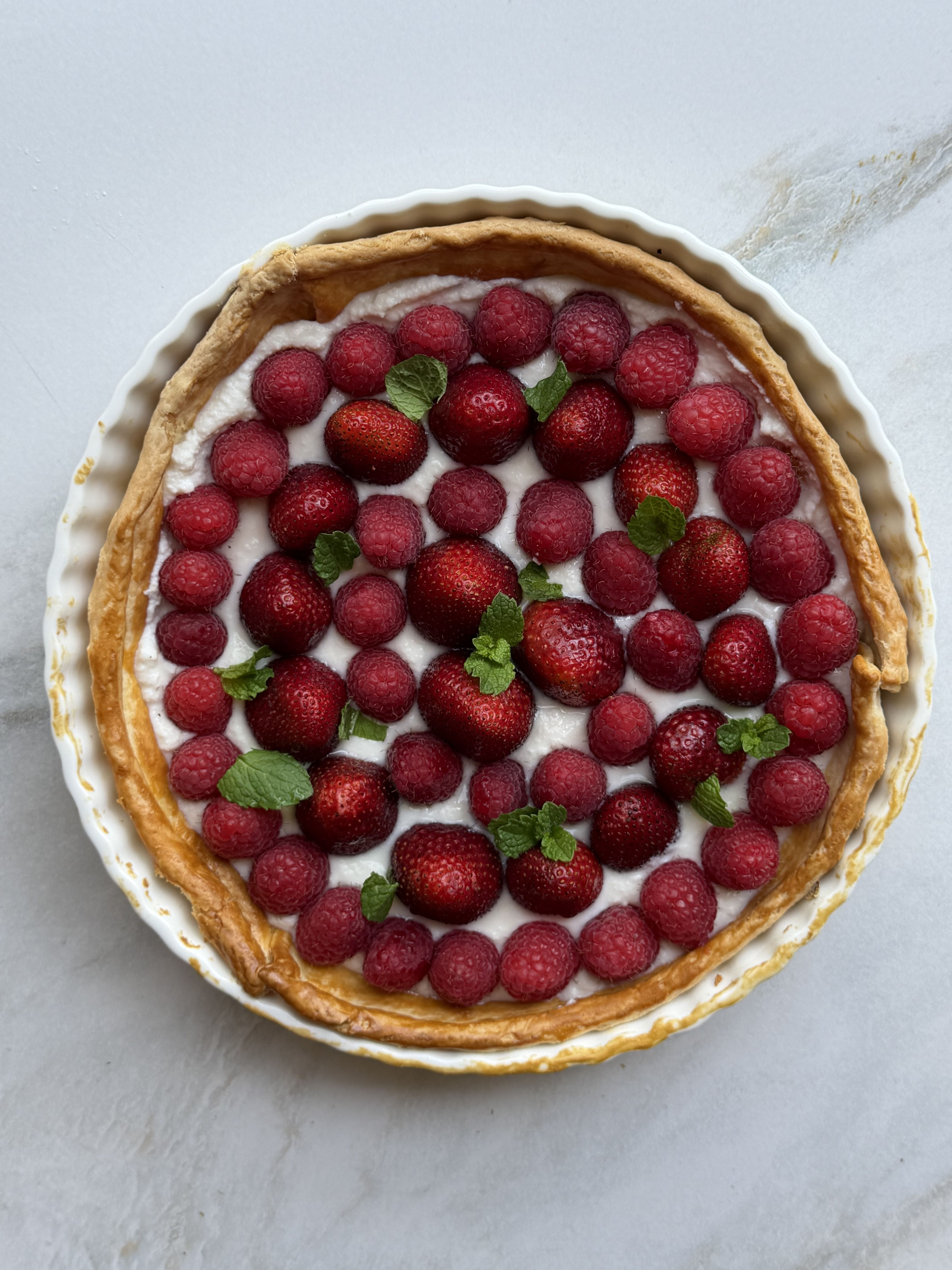Strawberry and Raspberry Shortcut Pastry Tart | bunch