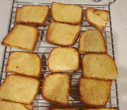 Crispy sugar butter bread | bunch