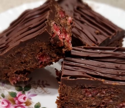 Cherry Ripe Brownie - Be Good Organics