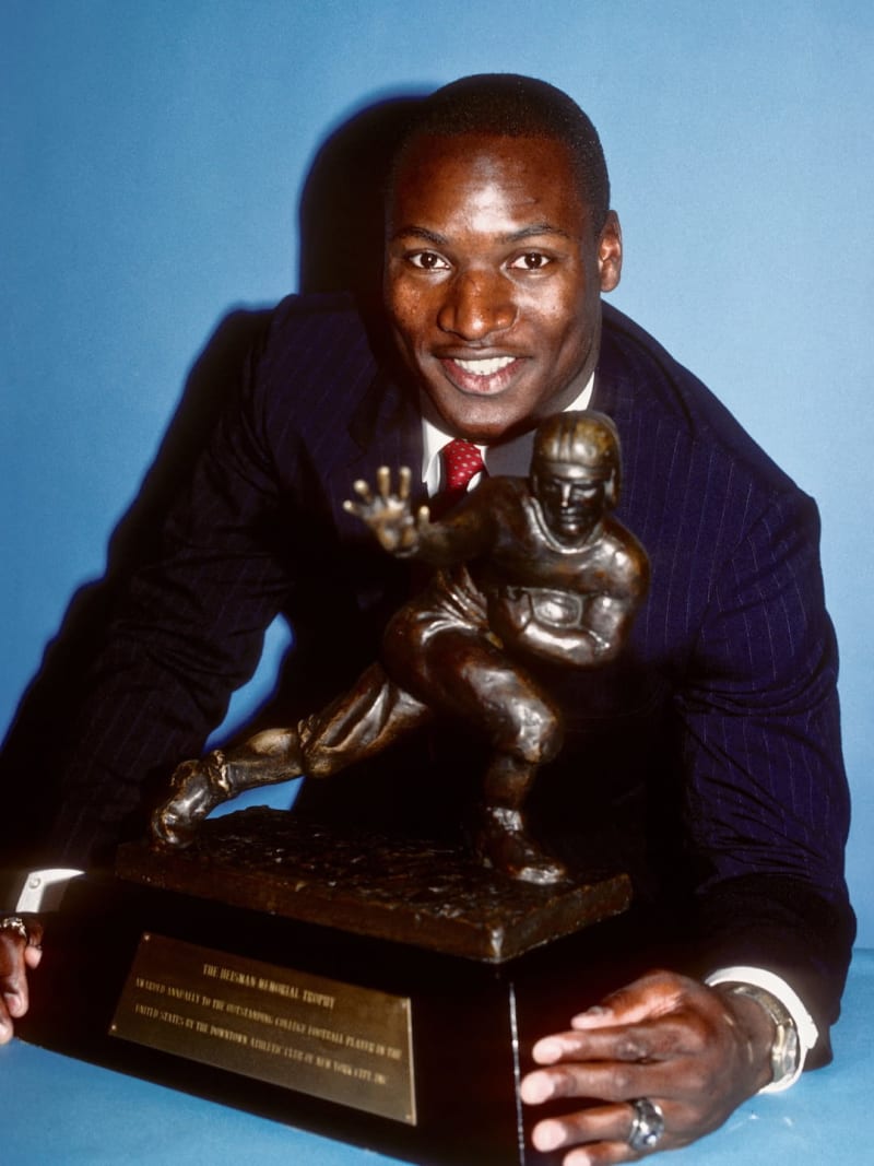 The Legend of Bo Jackson: The Athlete Who Seemed Almost Superhuman