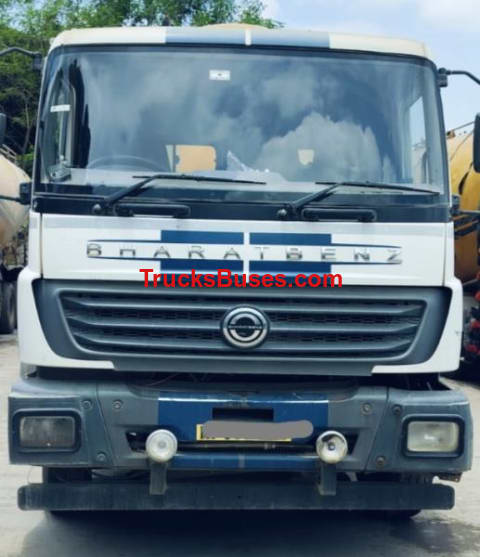 BharatBenz 4928