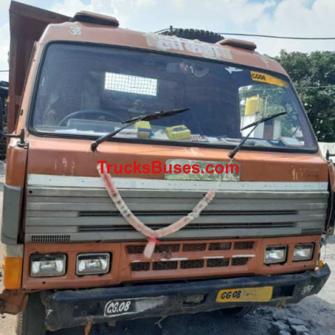 SML Isuzu Prestige