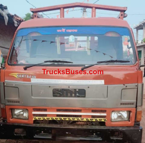 SML Isuzu Sartaj