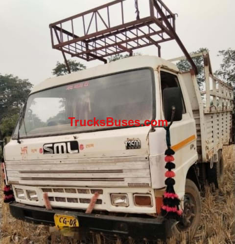SML Isuzu Prestige