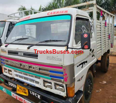 SML Isuzu Sartaj