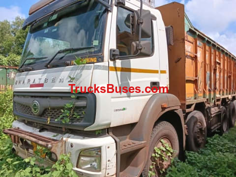 BharatBenz 4928