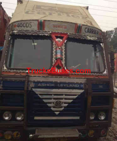 Ashok Leyland 1618 Images