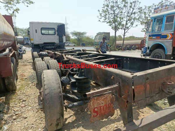 Mahindra Truxo 37 Images