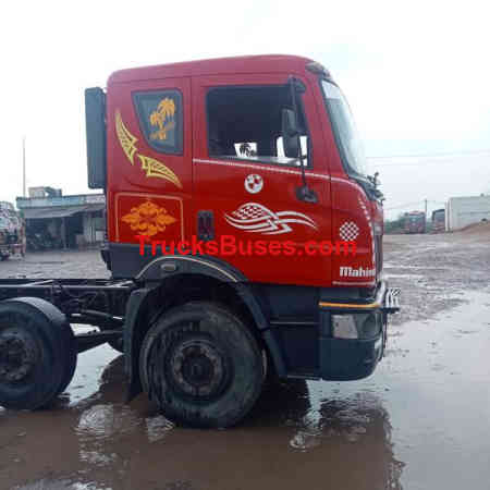 Mahindra Truxo 37 Images