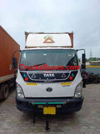 Tata Ultra 1014 Images