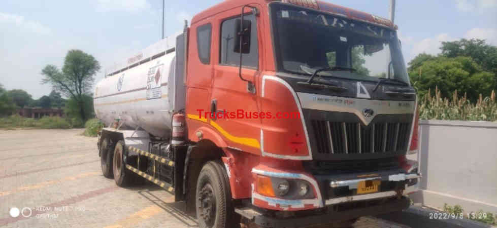 Mahindra Blazo 25 Images