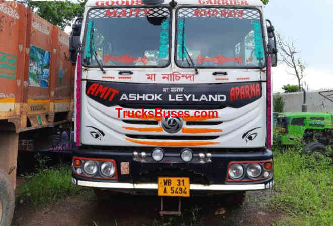 Ashok Leyland 1920 