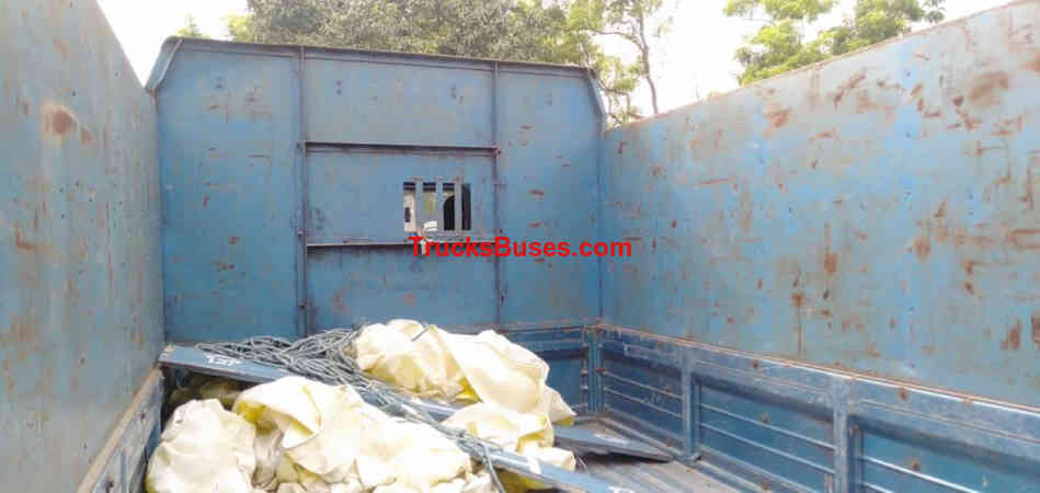 Tata Intra V30 Images