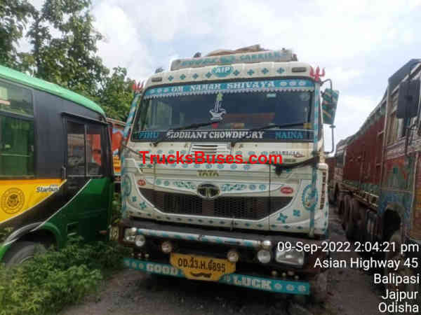 Tata 4223 