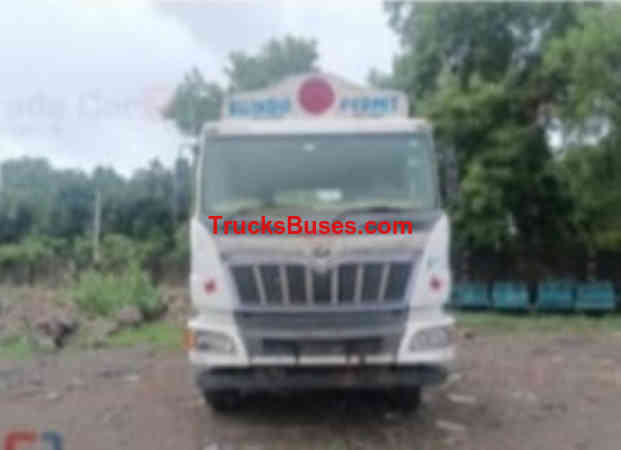 Mahindra Blazo 31 Images