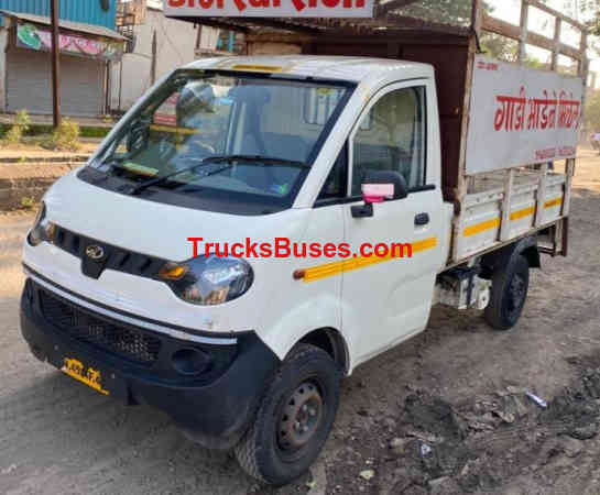 Mahindra Jeeto Mini Truck Images