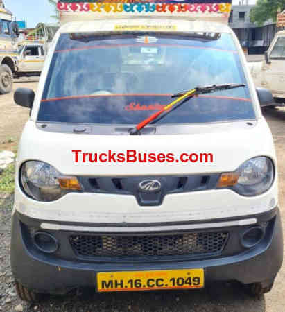 Mahindra Jeeto Mini Truck Images