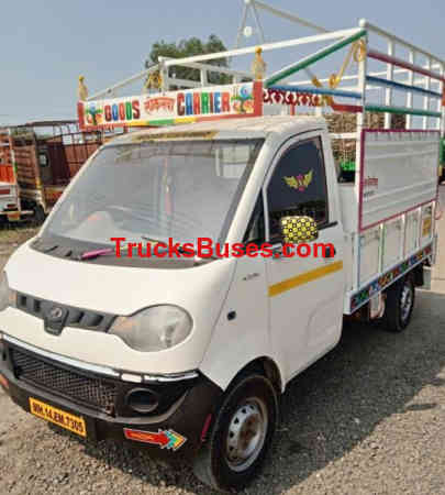 Mahindra Jeeto Mini Truck Images