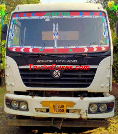 Ashok Leyland 4923 