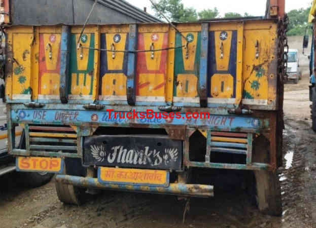 Mahindra Blazo 37 Images