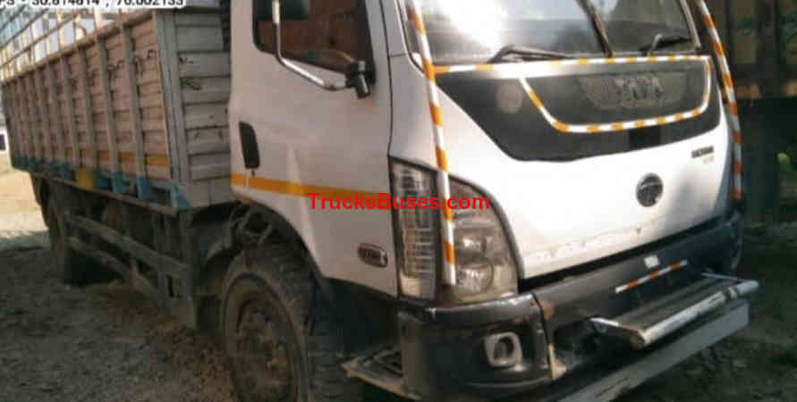 Tata Ultra 1518 Images