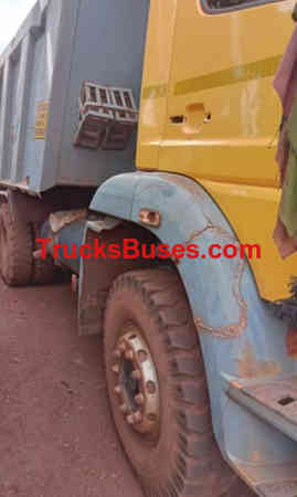 BharatBenz 2523 Images