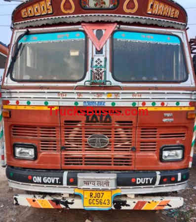 Tata 1613 