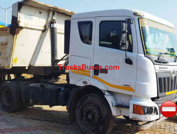 Mahindra Blazo 40 Images