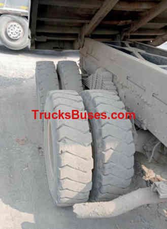 BharatBenz 2523 Images