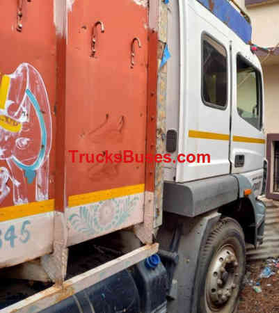 BharatBenz 3123 Images