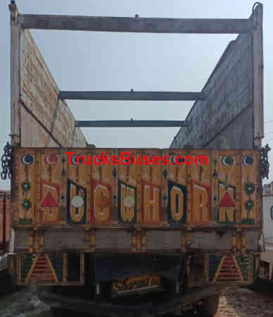 Mahindra Blazo 31 Images