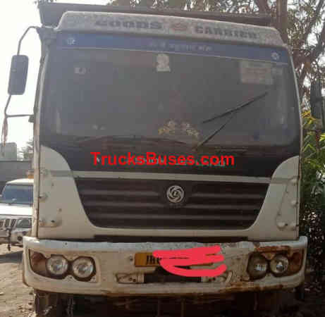 Ashok Leyland 3118 