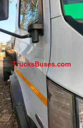 Tata Ultra 1518 Images