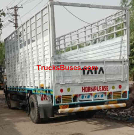 Tata 1109 Images