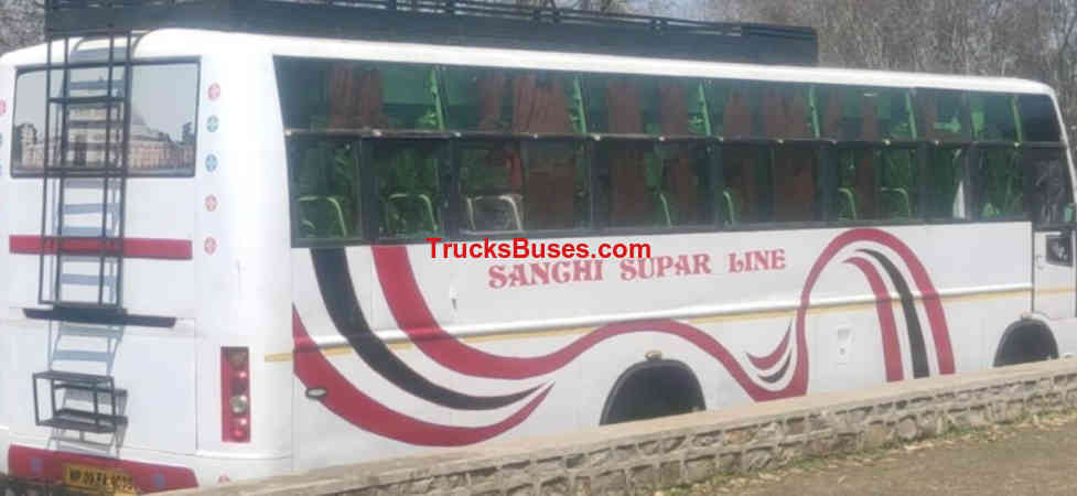 Eicher 10.90L Images