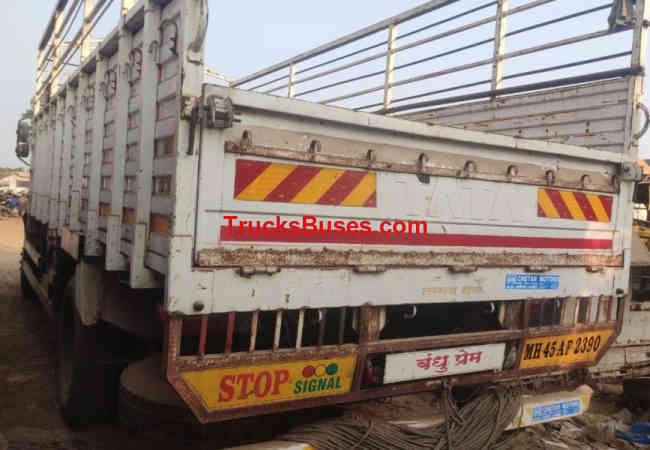 Tata Ultra 1518 Images