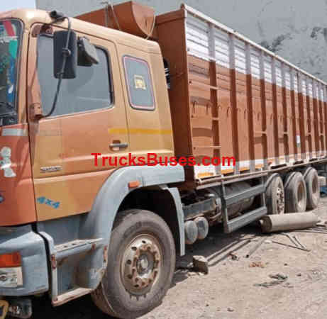 BharatBenz 3123 Images