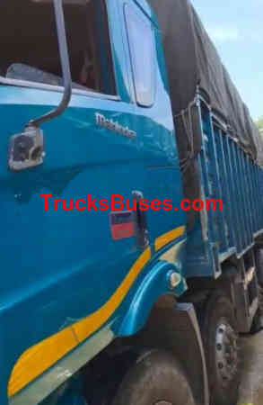 Mahindra Blazo 37 Images