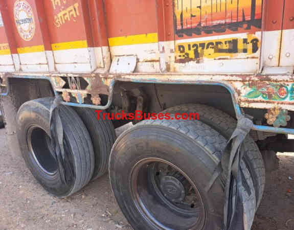 Tata 4825 Images