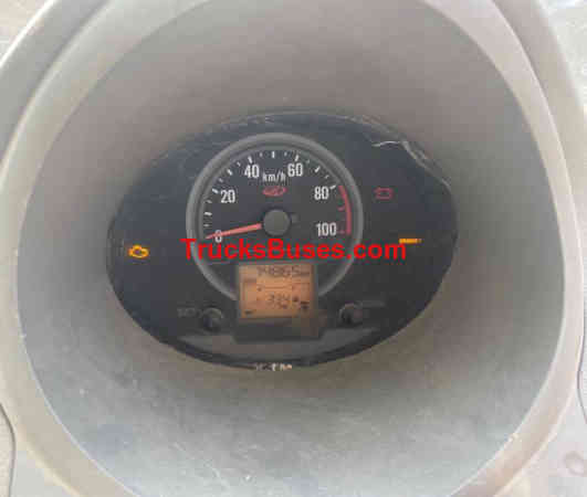 Mahindra Jeeto Mini Truck Images