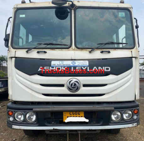 Ashok Leyland 4220 