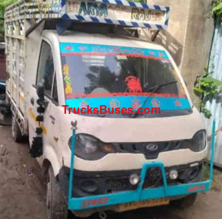 Mahindra Jeeto Mini Truck Images