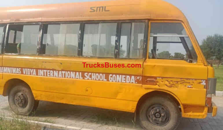 SML Isuzu Prestige Images