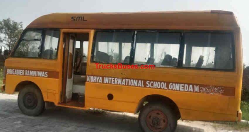 SML Isuzu Prestige Images